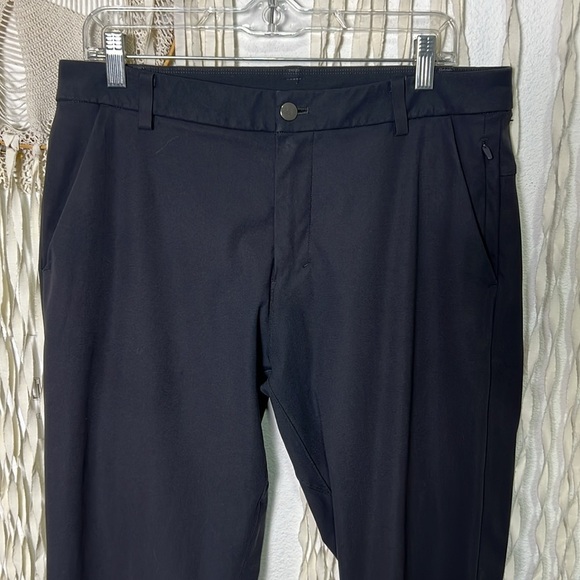 Lululemon Men's Commission Warpstreme Pant Size 33 in Stoney Gray - Picture 4 of 15